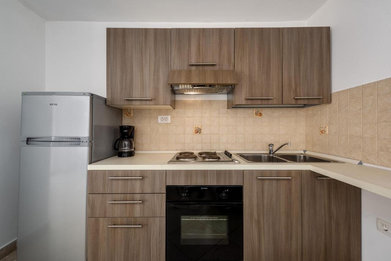 Apartments Dante Umag Exterior foto